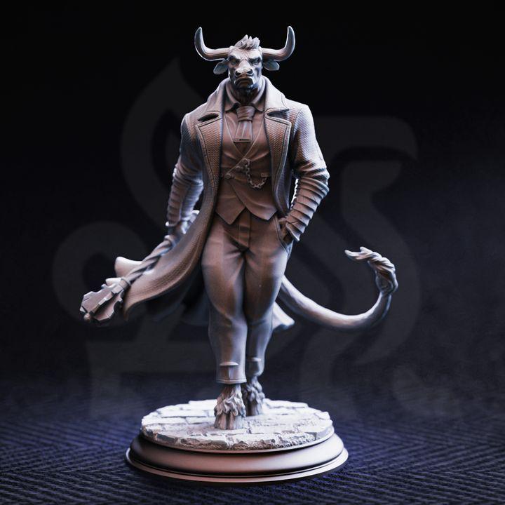 Front view of Marchese di Houf by DM Stash, minotaur gang boss miniature with tailored coat, waistcoat, horns, pocket chain, and cobblestone base.