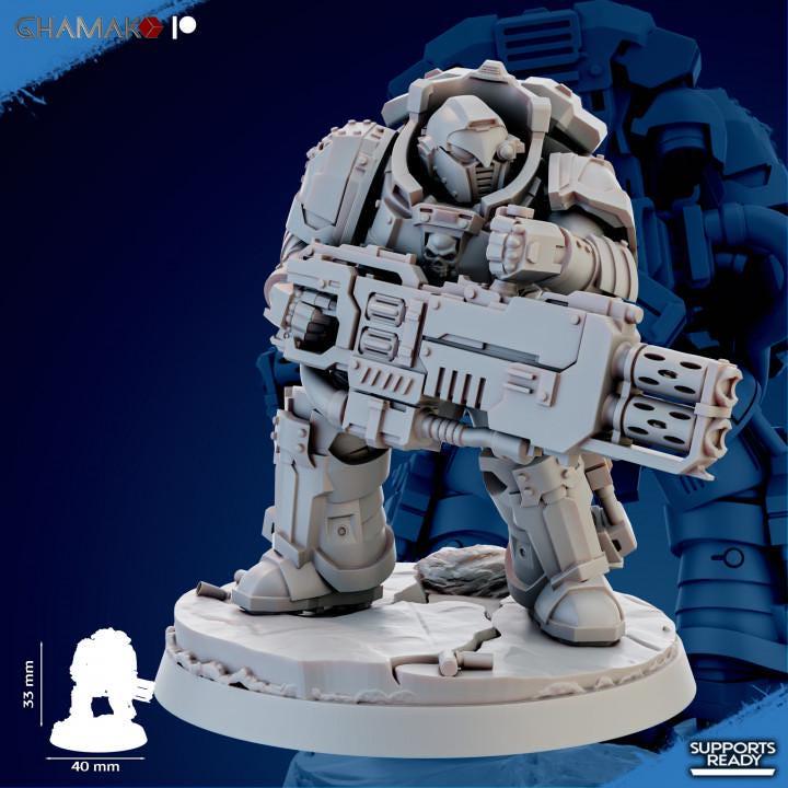  Close-up of Ghamak Cremetis Team resin miniature showing weapon arm, chest armor, and sculpted base detail