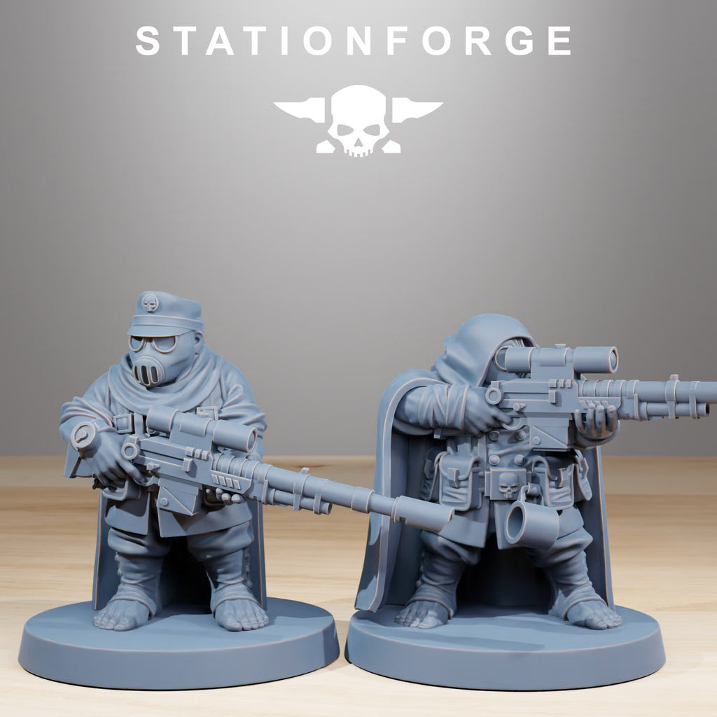 Two GrimGuard Skulldart riflemen with cloaks and long-range weapons