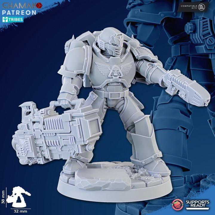 Close-up of Ghamak Heavy Plasma Devastator resin miniature showing plasma cannon, cable detail, and armored torso sculp