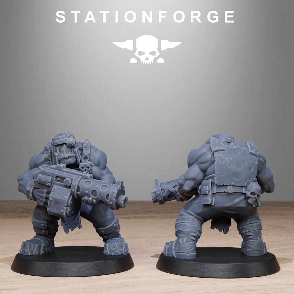 Sci-fi orc infantry miniature holding a large double-barreled gun, shown from front and rear with armored back plates and skull detail.