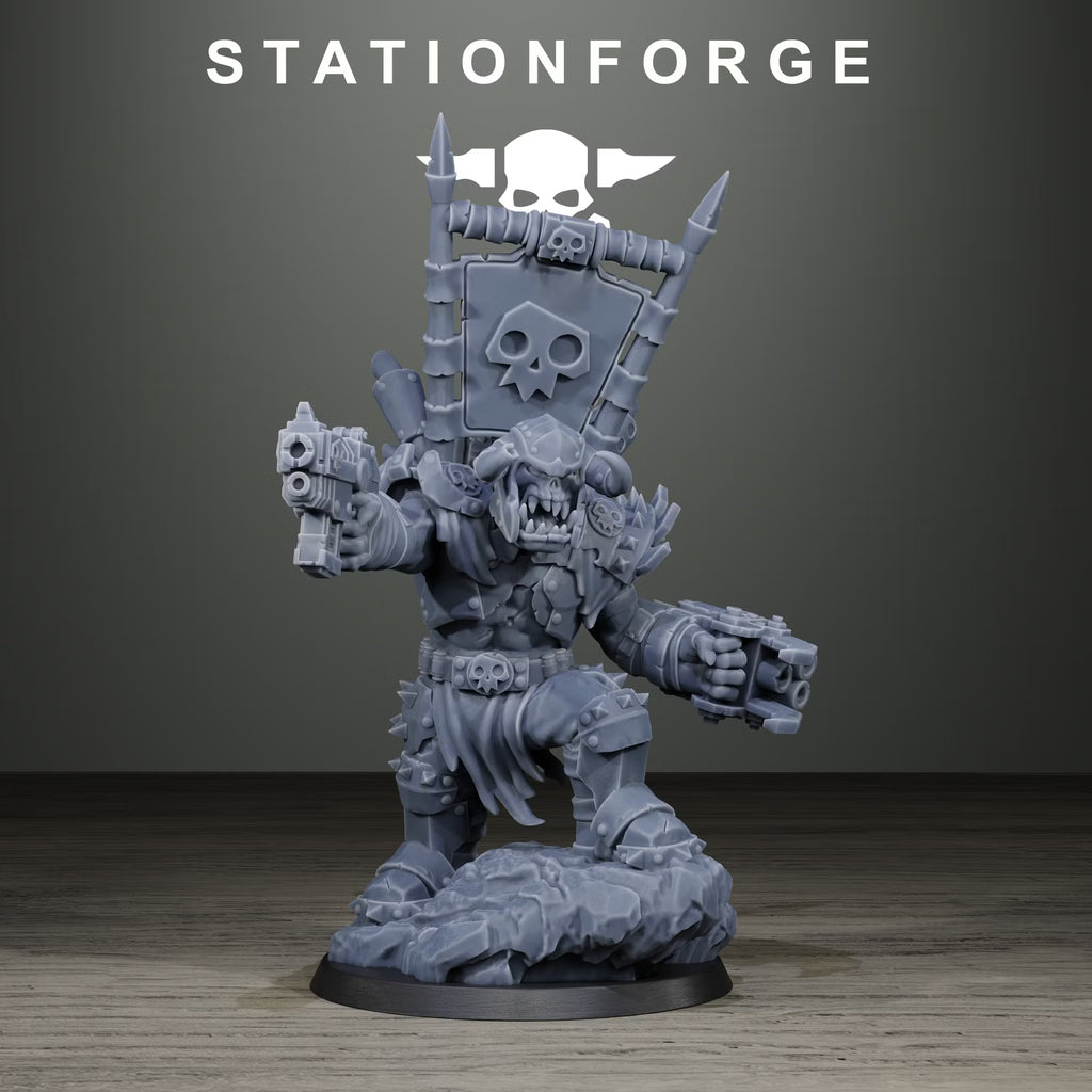 Alternate front view of the Orkaz Chief sci-fi orc leader by Station Forge