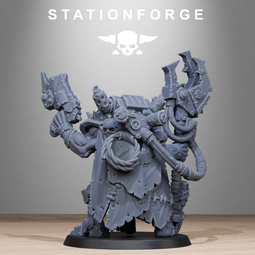 Orkaz Madman sci-fi greenskin leader rear view by Station Forge