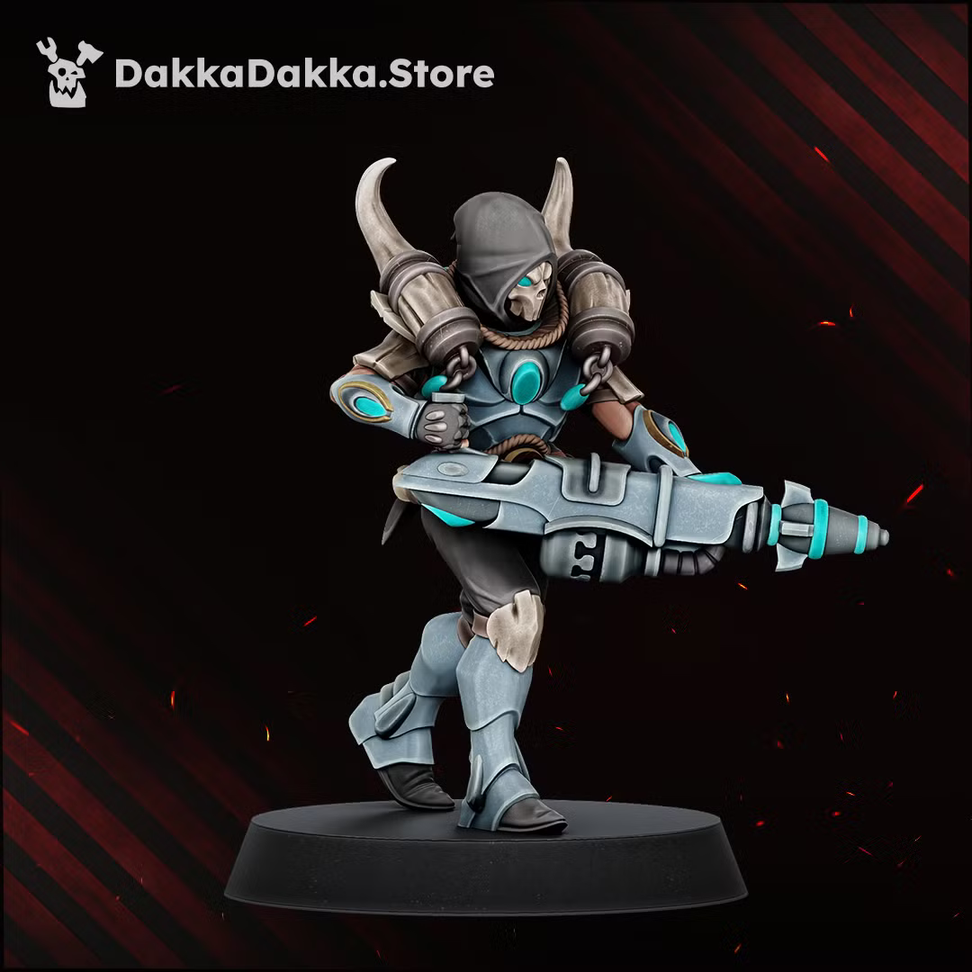 Individual Spacelair Firestorm Guardian monopose miniature aiming an energy rifle, with horned helmet and layered ceremonial armor.