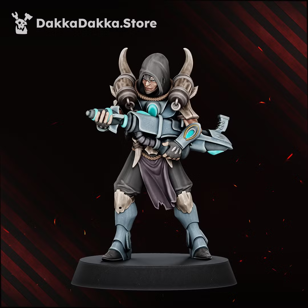 Individual Spacelair Firestorm Guardian monopose miniature with a compact energy weapon, horned helmet, and armored robes.