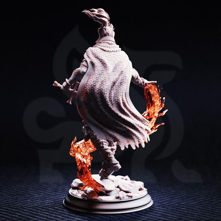 Female Human Wizard Miniature - Selrina, Battlemage - DM Stash