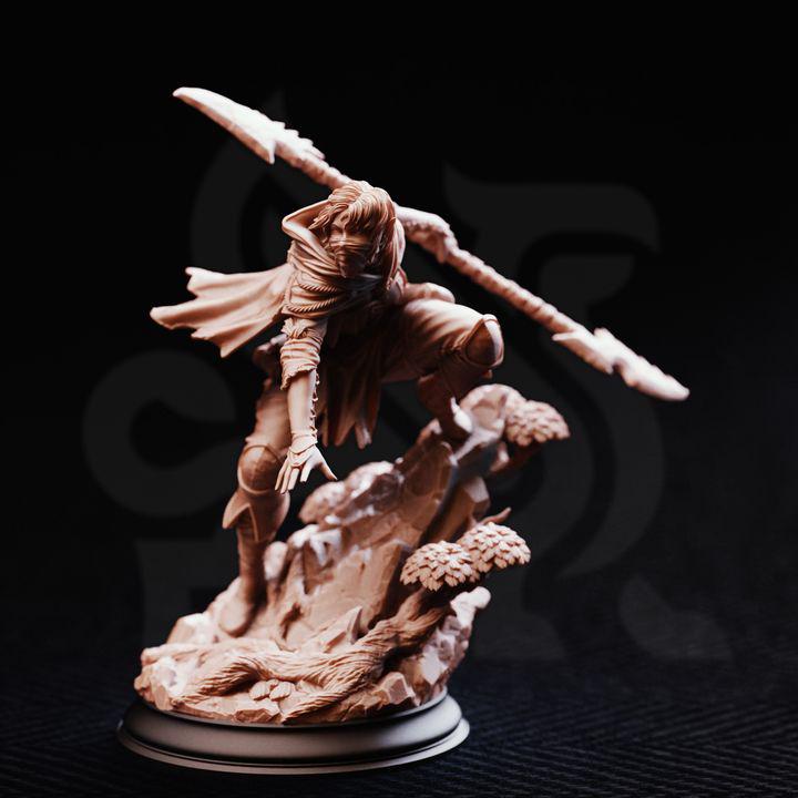 Female Elf Ranger Miniature - Tira of the Farlands, Outlander Ranger - DM Stash