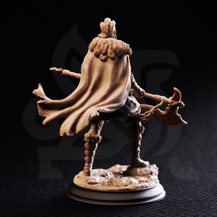 Female Human Barbarian Miniature - Gunnhildr, Outlander Berserker - DM Stash