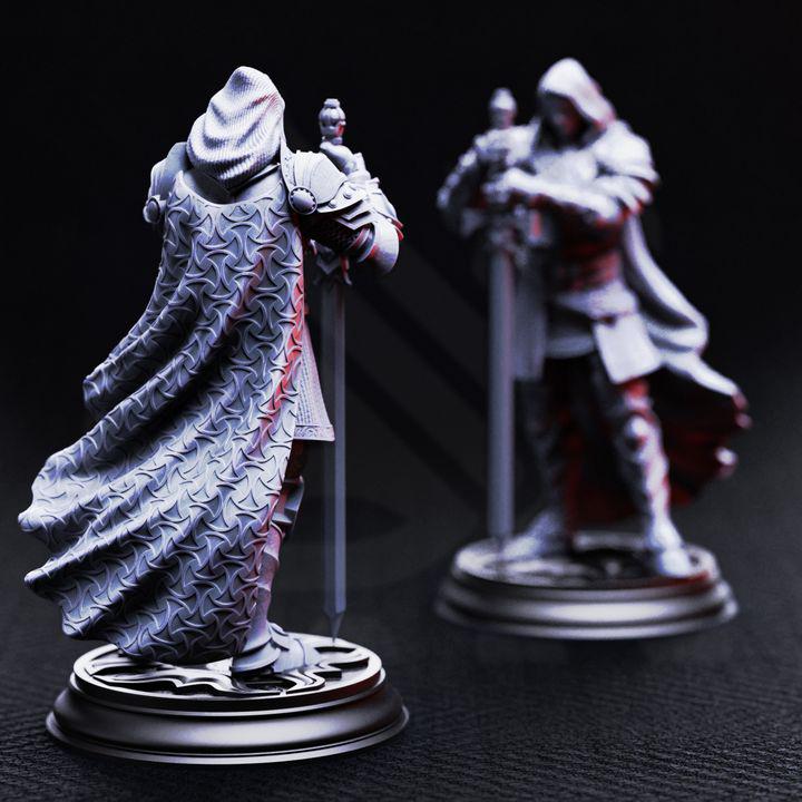 Human Paladin Miniature - Visage, Faceless Knight  - DM Stash