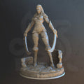 Female Elf Rogue Miniature - Scarlett, Agent - DM Stash