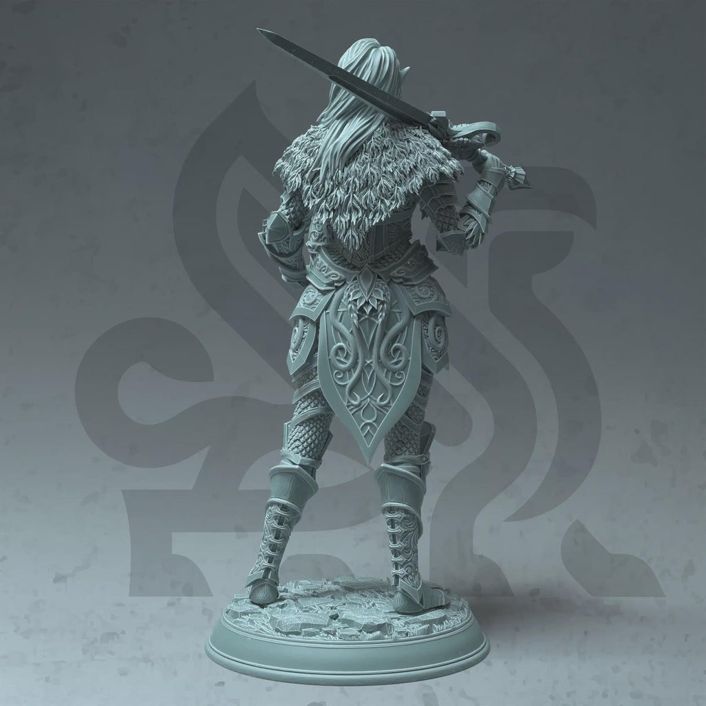Elf Female Paladin Miniature - Celathyn, Nais ro Nan Thalias - DM Stash