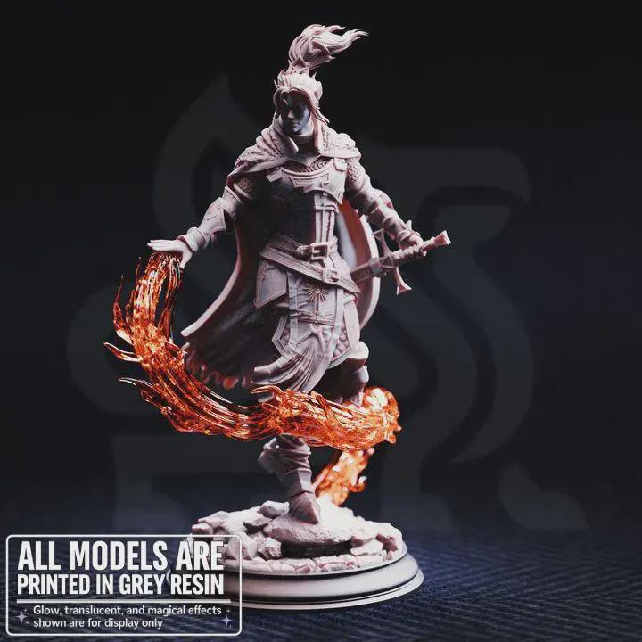 Female Human Wizard Miniature - Selrina, Battlemage - DM Stash